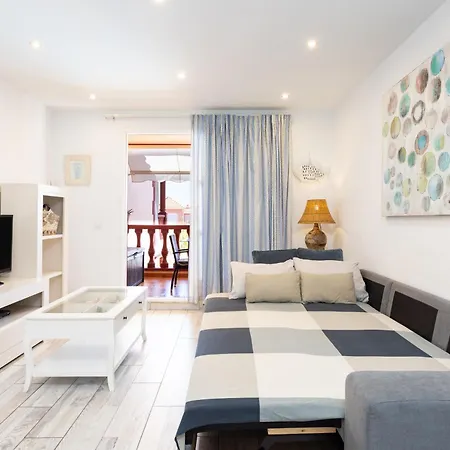 Διαμέρισμα Two Modern And Bright Near El Duque