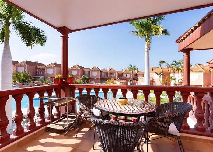 Two Modern And Bright Near El Duque