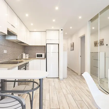 Apartament Two Modern And Bright Near El Duque *