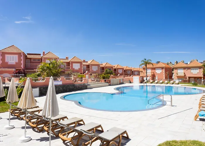 Apartment Two Modern And Bright Near El Duque