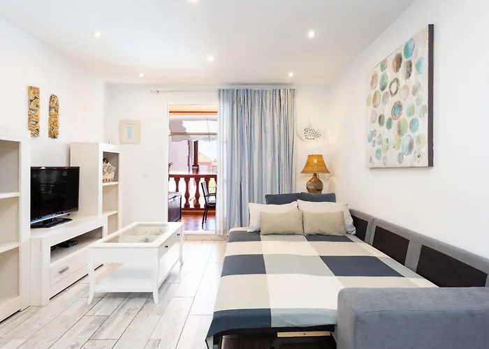 Apartment Two Modern And Bright Near El Duque